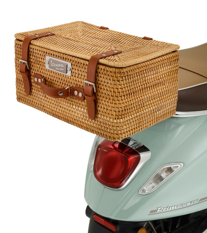 Vespa Pic Nic
