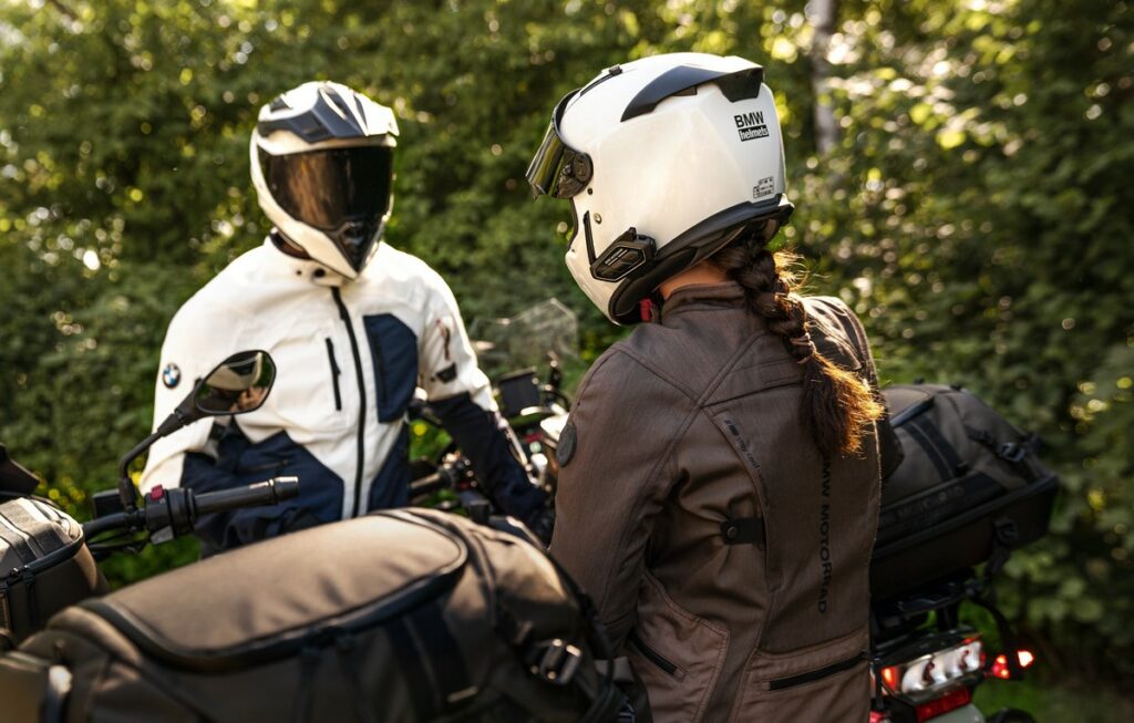 BMW Motorrad ConnectedRide Com U1 : le nouveau système de communication