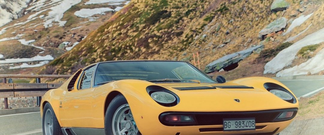 Combien coûtent les voitures des 10 films les plus emblématiques ?