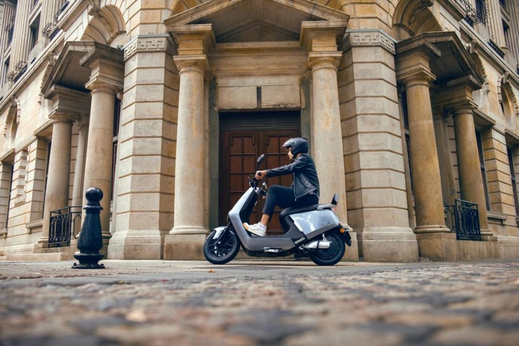 Incentives motos et scooters 2022 : comment ça marche et comment les obtenir