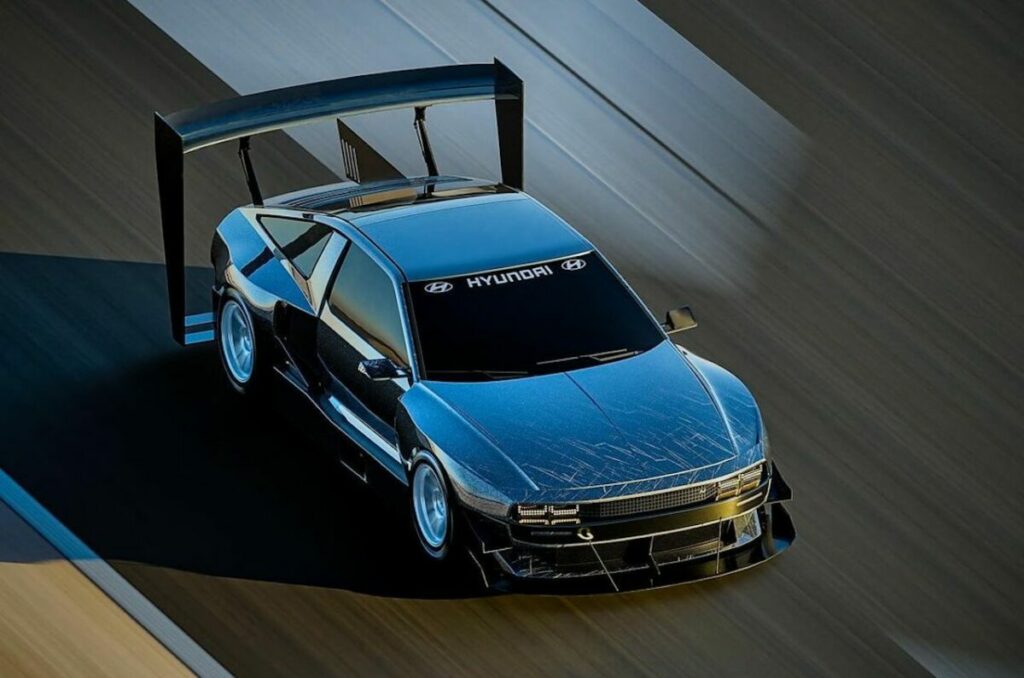 La Hyundai N Vision 74 Wide Band a un gigantesque spoiler