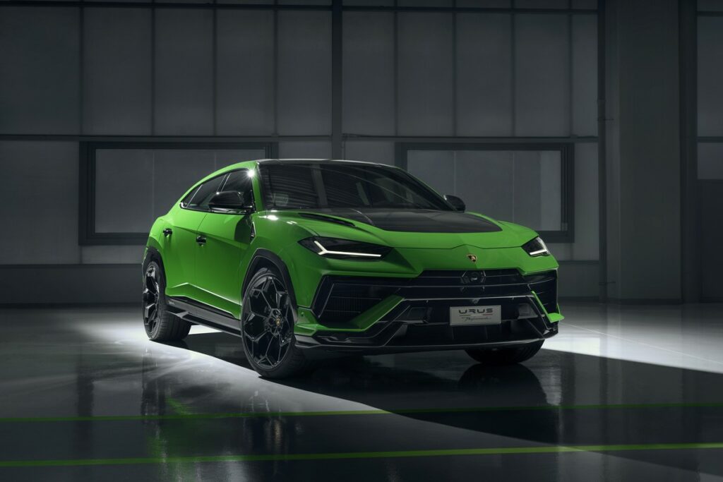 Lamborghini Urus Performante à partir de 215 261 €