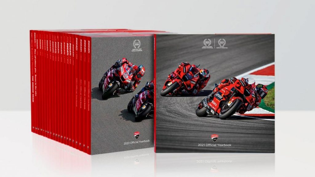Ducati Corse 2021 Official Yearbook : les photos les plus spectaculaires de la saison de course