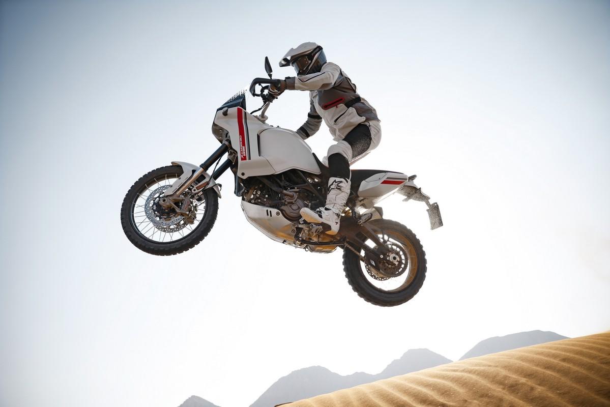 Ducati Desert X 2022