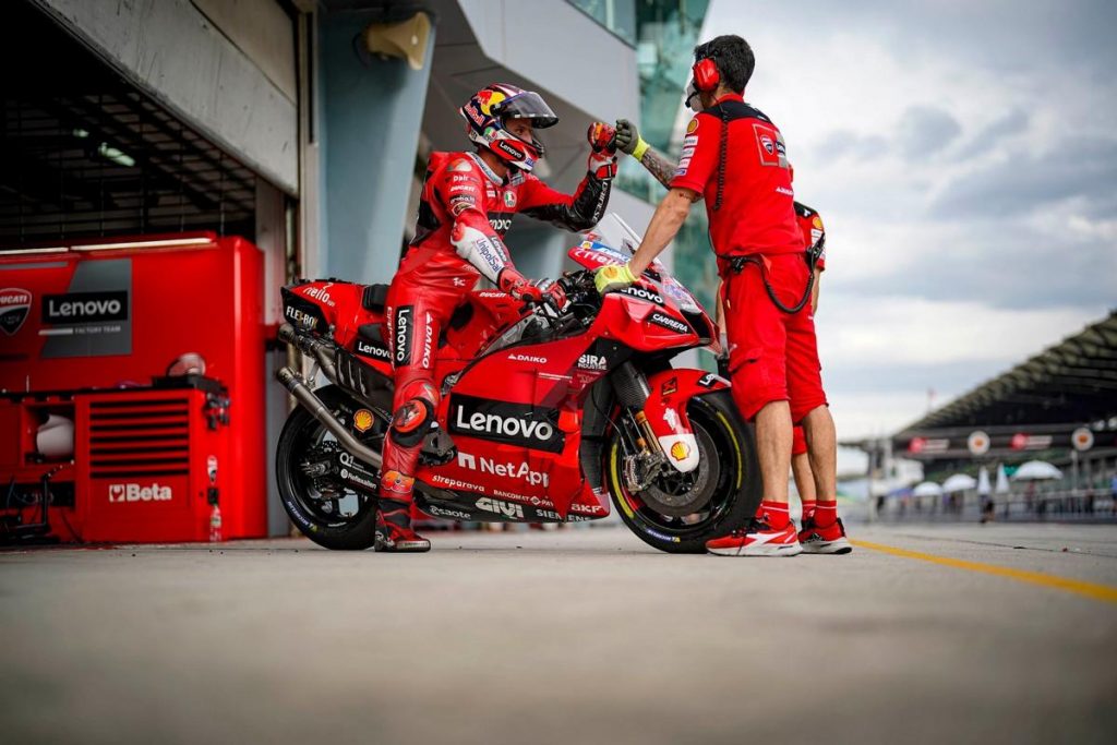 Ducati Diadora Replica : la collection créée pour Team Corse