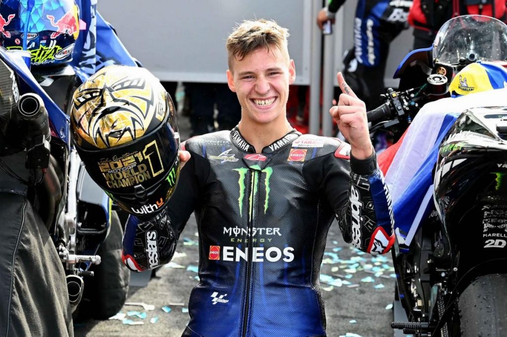 Scorpion Exo R1 Air Quartararo : le casque du Champion du Monde MotoGP