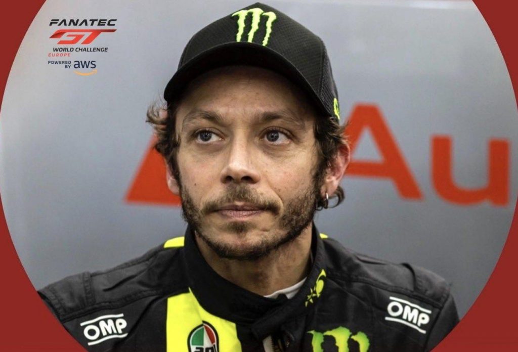 Valentino Rossi revient dans le monde de la course
