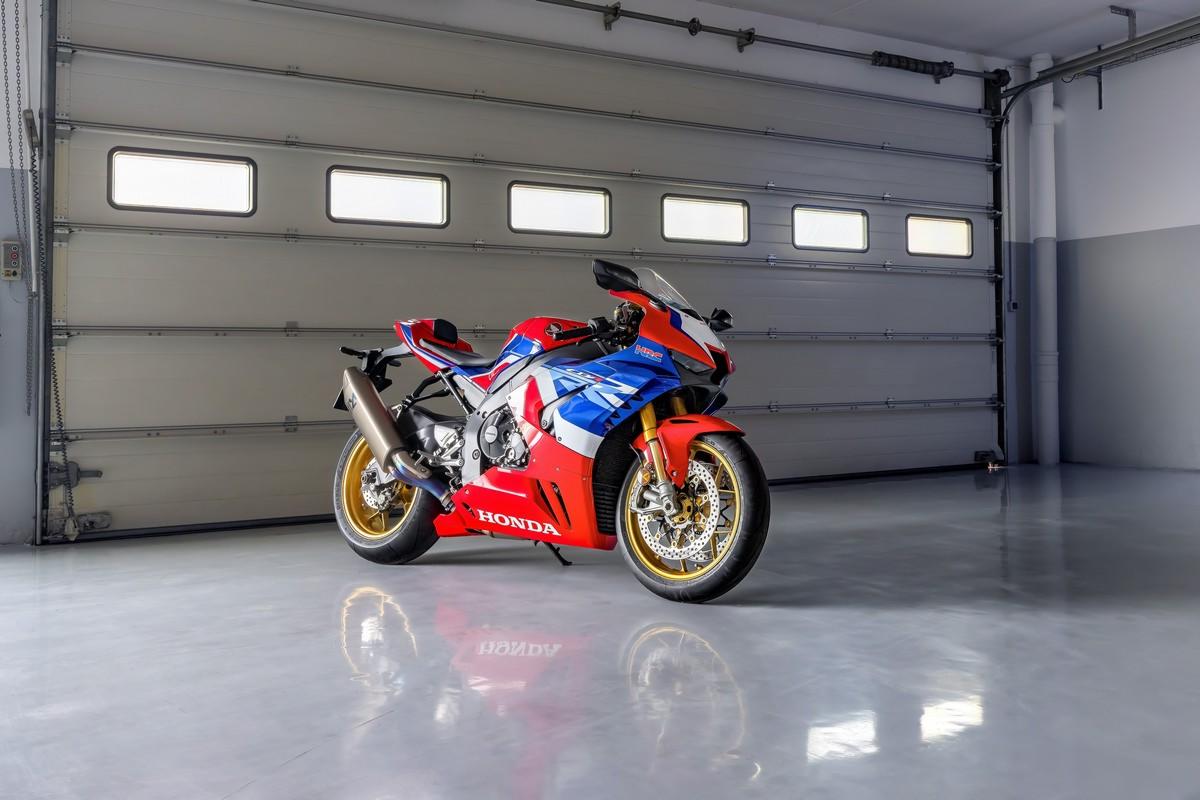 Honda CBR1000RR-R Fireblade SP 2022