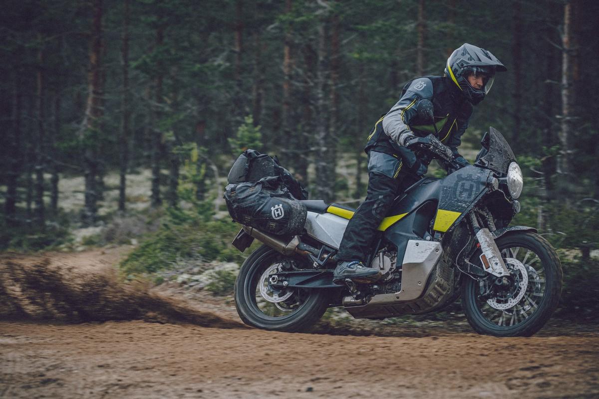 Motos Husqvarna Norden 901