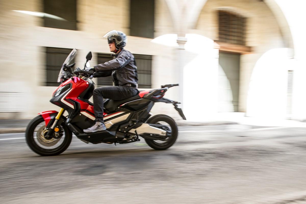 Vêtements moto Eleveit 2022