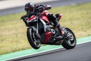 Ducati Street Fighter V2 2022