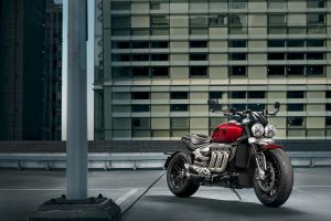 Triumph Rocket 3 R et GT édition spéciale 221 Triumph Rocket 3 R et GT édition spéciale 221