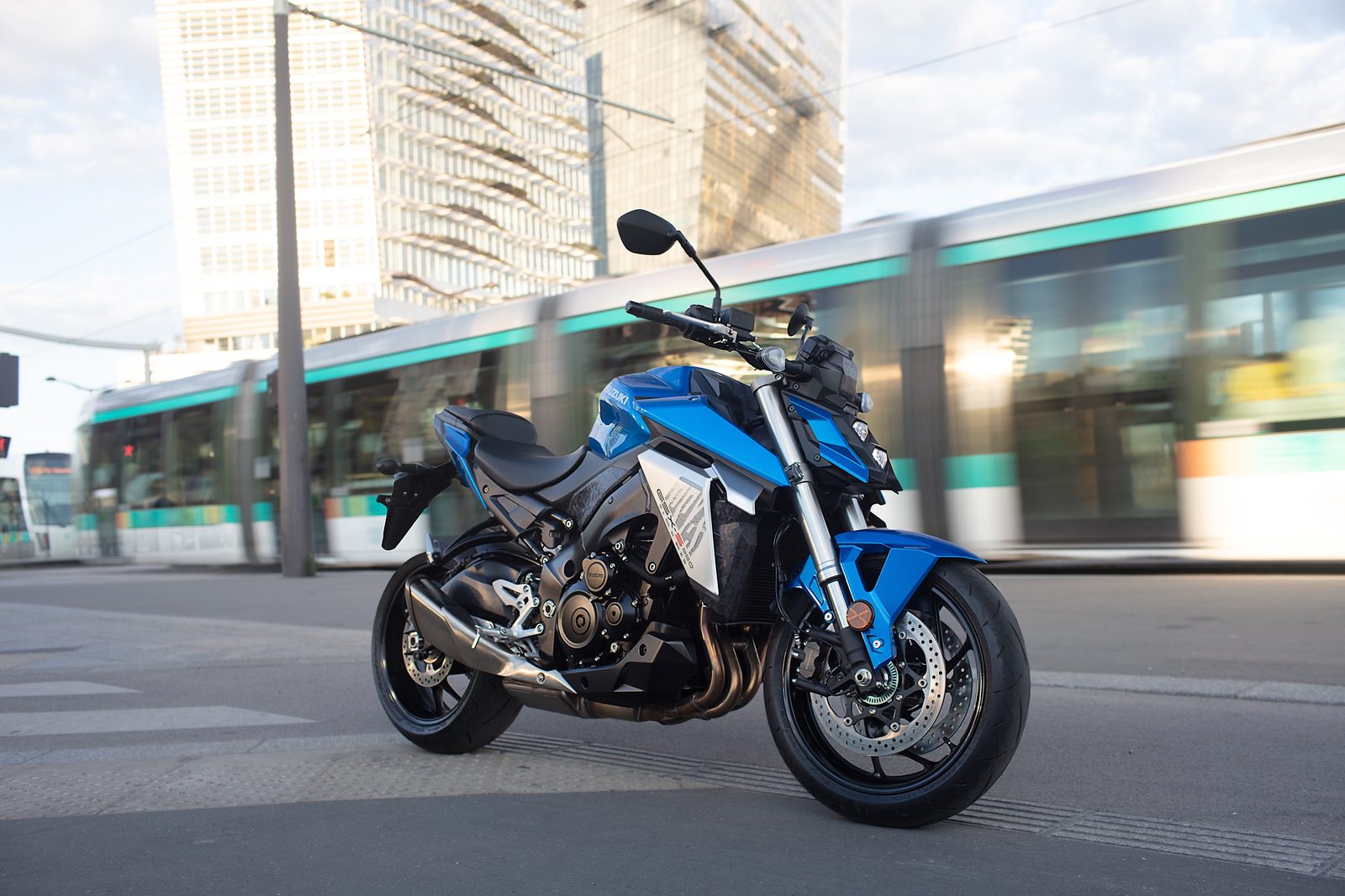 Suzuki GSX S950