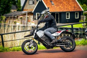 Zéro Motos FXE