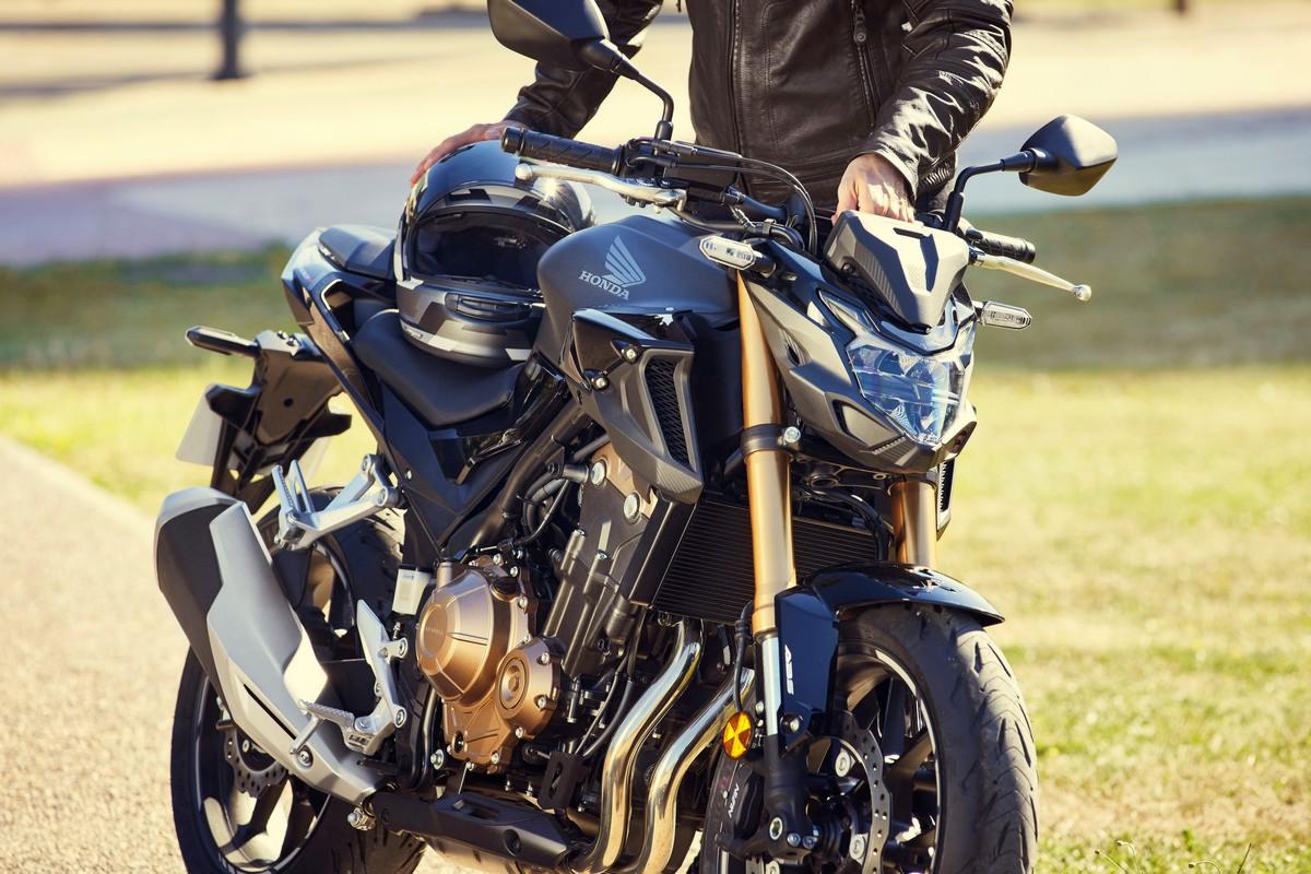 Honda CB500F 2022