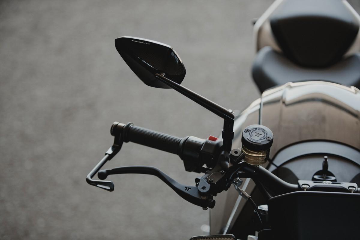 Zéro Motos Quickstrike