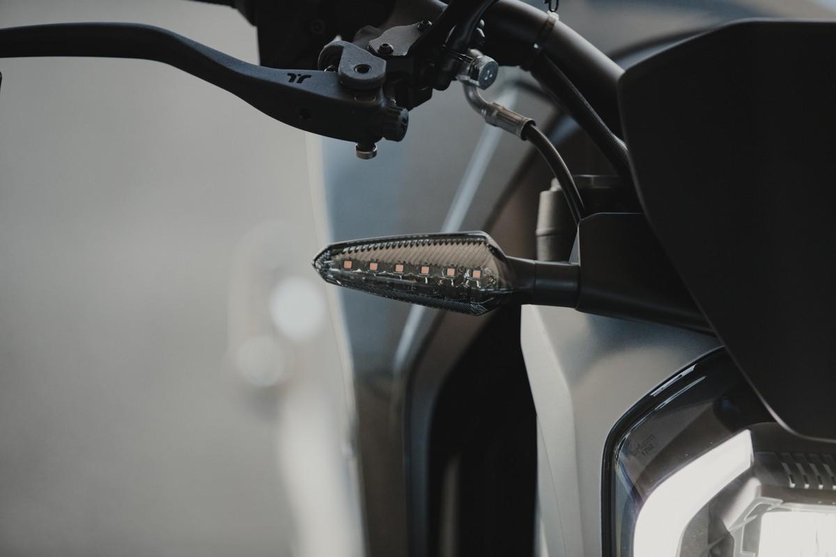 Zéro Motos Quickstrike