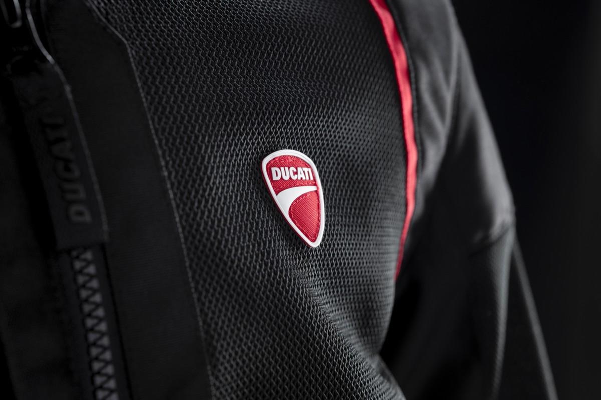 Blousons moto d'été Ducati
