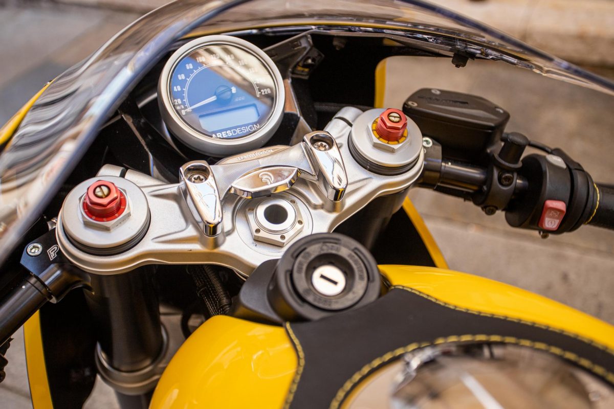 Balle ARES pour BMW R nineT