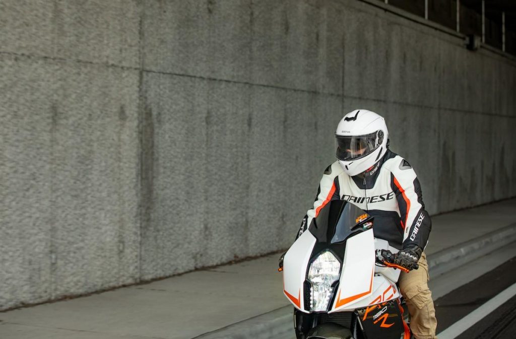 Casque Sena Outrush R : le modulable devient intelligent
