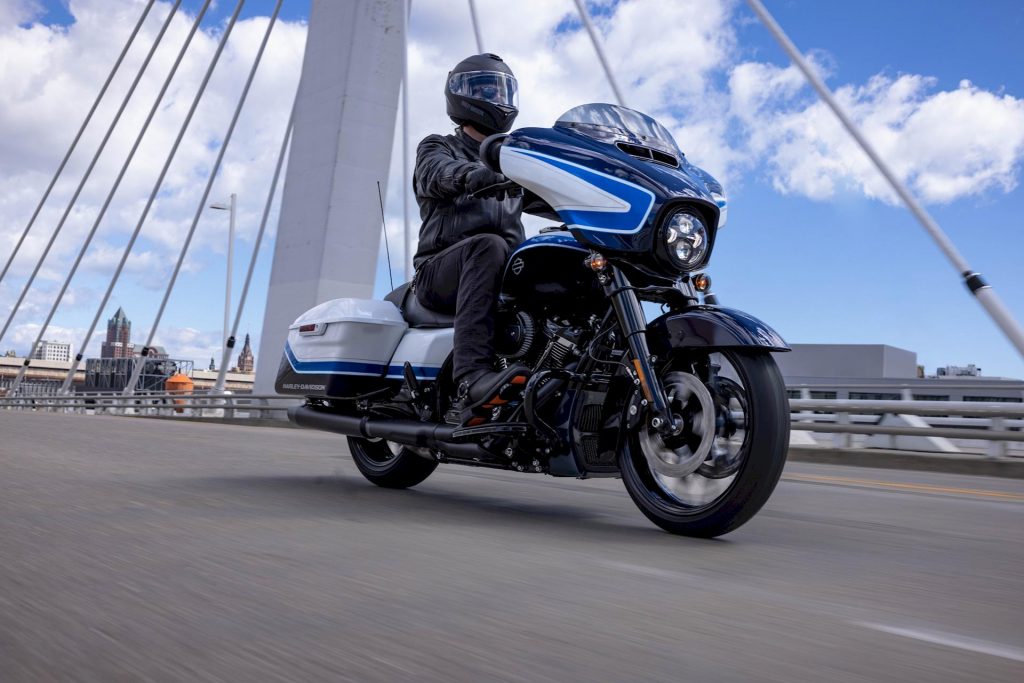Harley-Davidson Street Glide Special Arctic Blast Édition Limitée