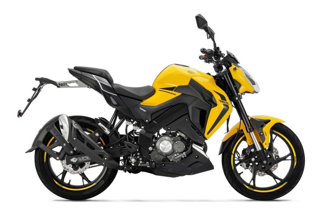 Keeway RKF 125 2022 : le nu fin et dynamique