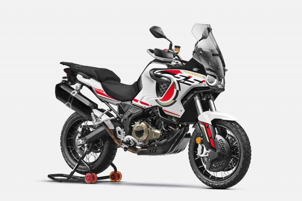 MV Agusta Lucky Explorer 5.5 présenté en première à l'EICMA 2021