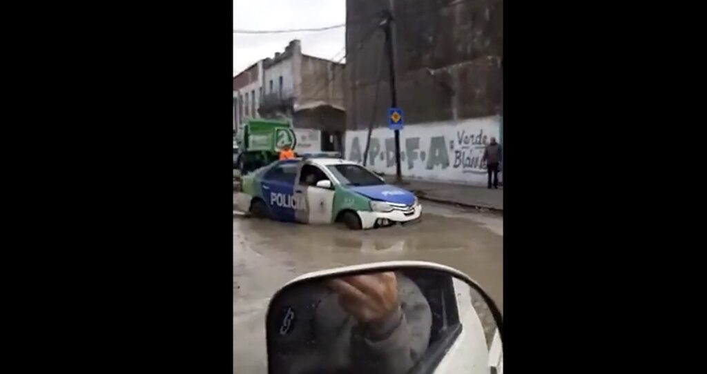 Quand la poursuite policière se termine dans du béton frais