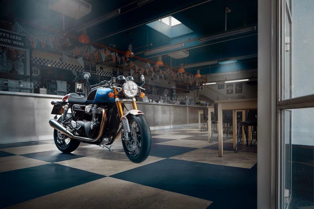 Triumph Thruxton RS Ton Up Edition 2022 pour les passionnés de café racer