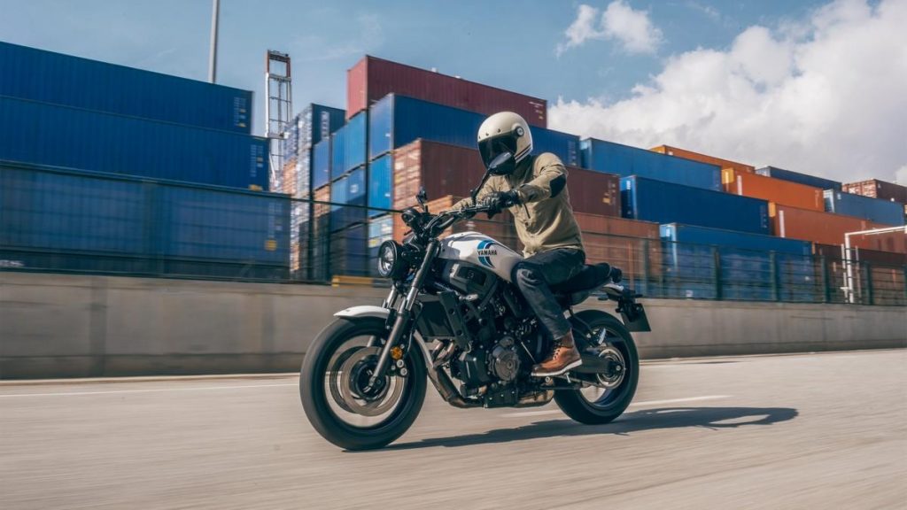 Yamaha XSR700 2022 : la moto fun et rebelle