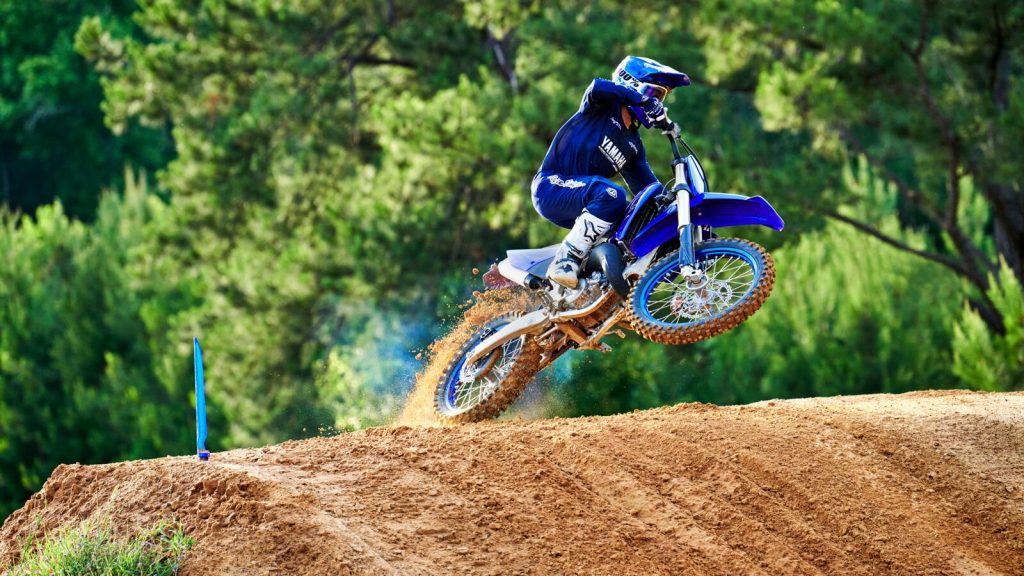 Yamaha YZ125 2022 encore plus puissante et maniable
