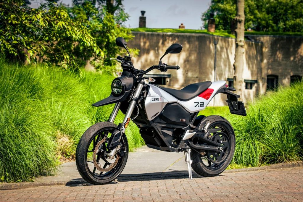 Zero Motorcycles FXE : léger, agile, connecté et puissant