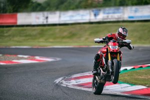 Ducati Hypermotard 950 2022 (3) Ducati Hypermotard 950 2022 (3)
