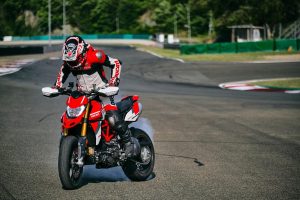 Ducati Hypermotard 950 2022 (4) Ducati Hypermotard 950 2022 (4)