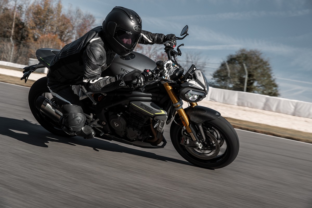 Triumph Speed ​​Triple 1200RS 2021