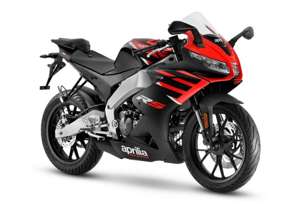 Aprilia RS 125 2021 : adrénaline et dynamisme sur toutes les routes