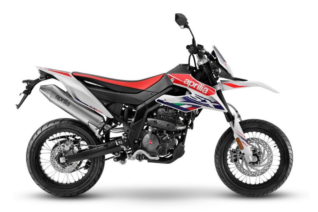Aprilia SX et RX 125 2021 : les motos amusantes les plus amusantes et les plus sûres
