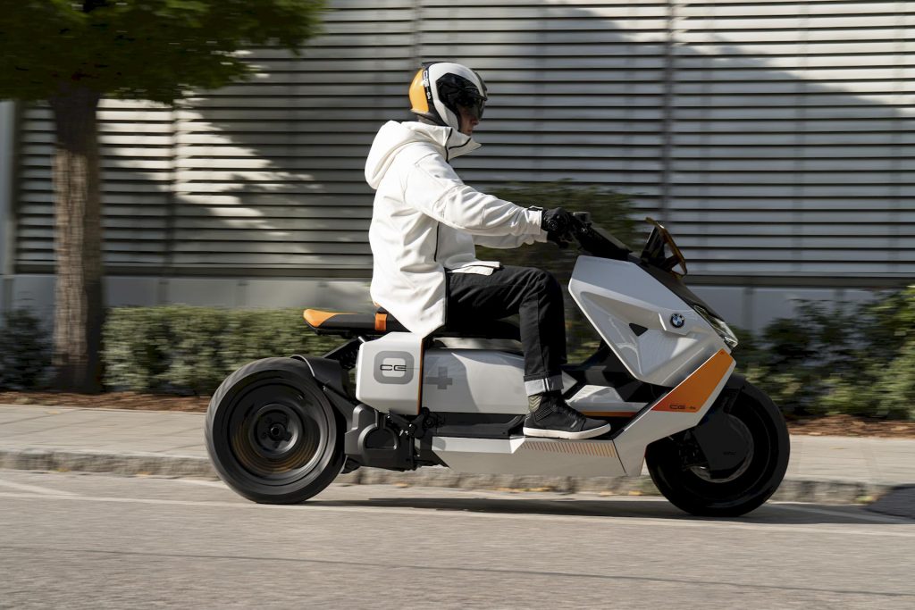 BMW Definition CE04 est le scooter électrique qui attaque les chinois