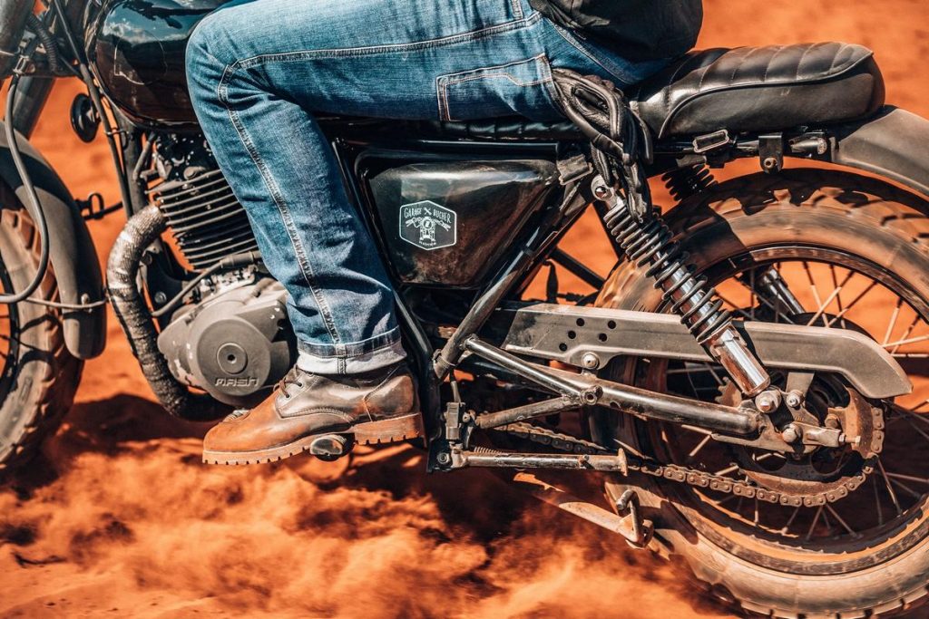 Chaussures moto homme : les Classic Oiled Leather d'iXS