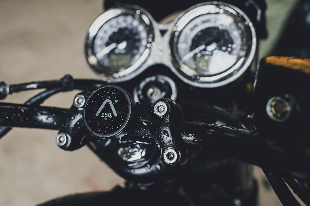 Comment fonctionne Triumph Beeline, le navigateur satellite pour motos