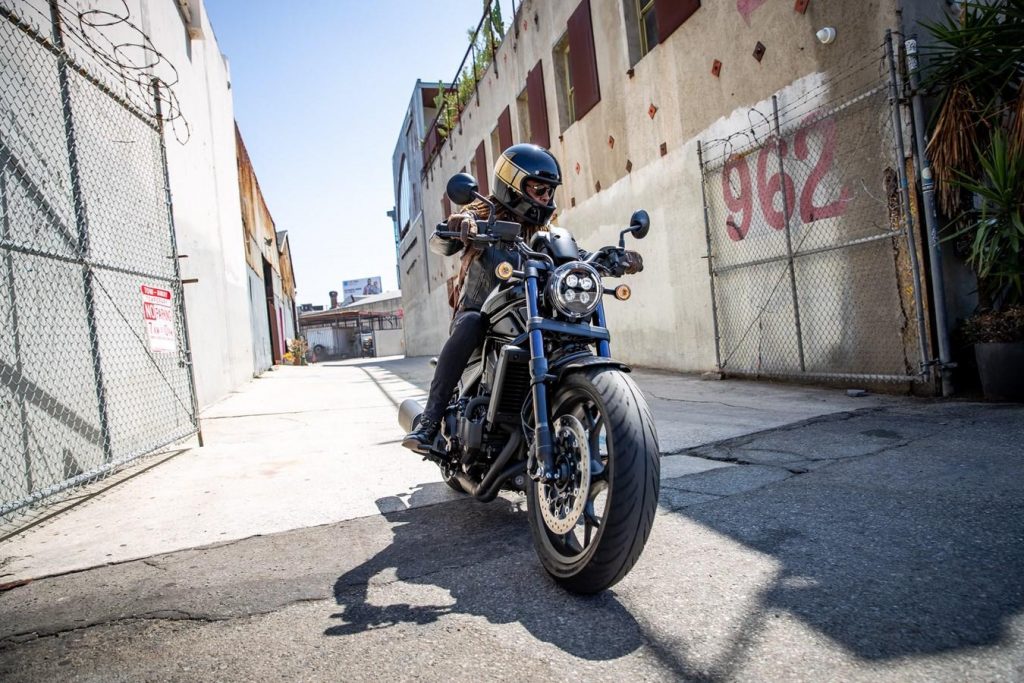 Honda CMX1100 Rebel 2021 : look classique et technologies modernes