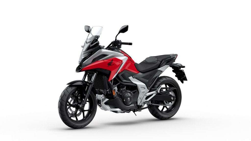 Honda NC750X 2021 : le best-seller le plus léger et le plus puissant