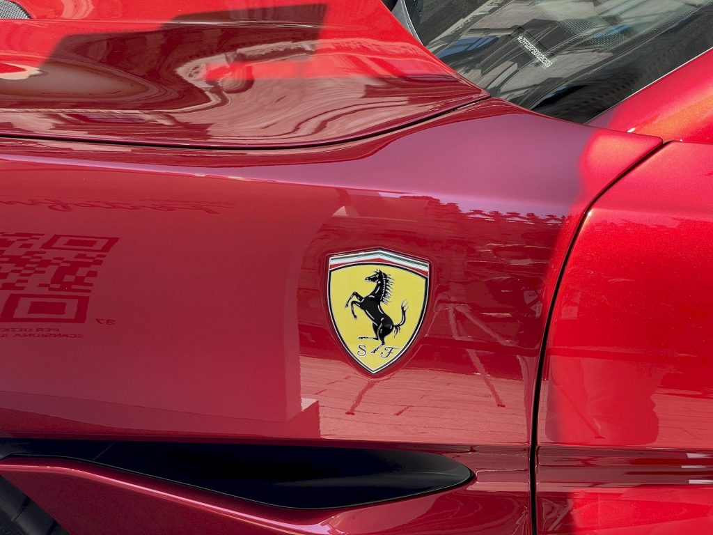 La liste noire des VIP qui ne peuvent pas acheter de Ferrari n'existe pas ou presque