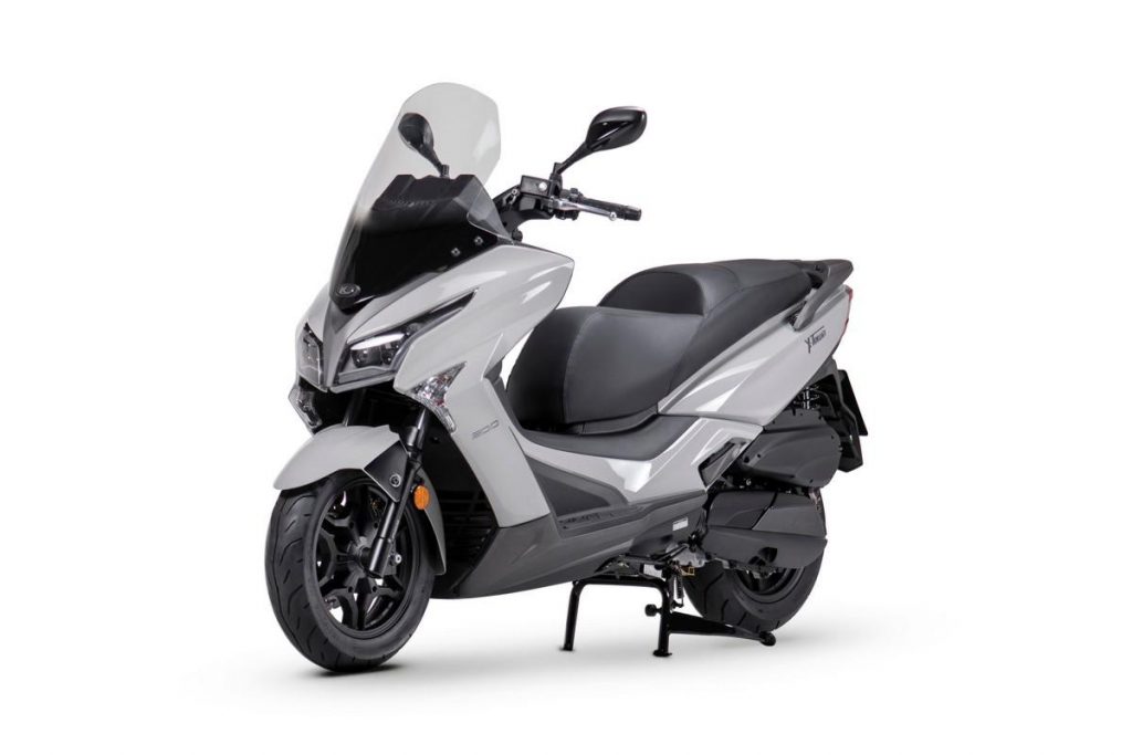 Le Kymco X-Town 300i ABS 2021 est désormais en version Euro 5