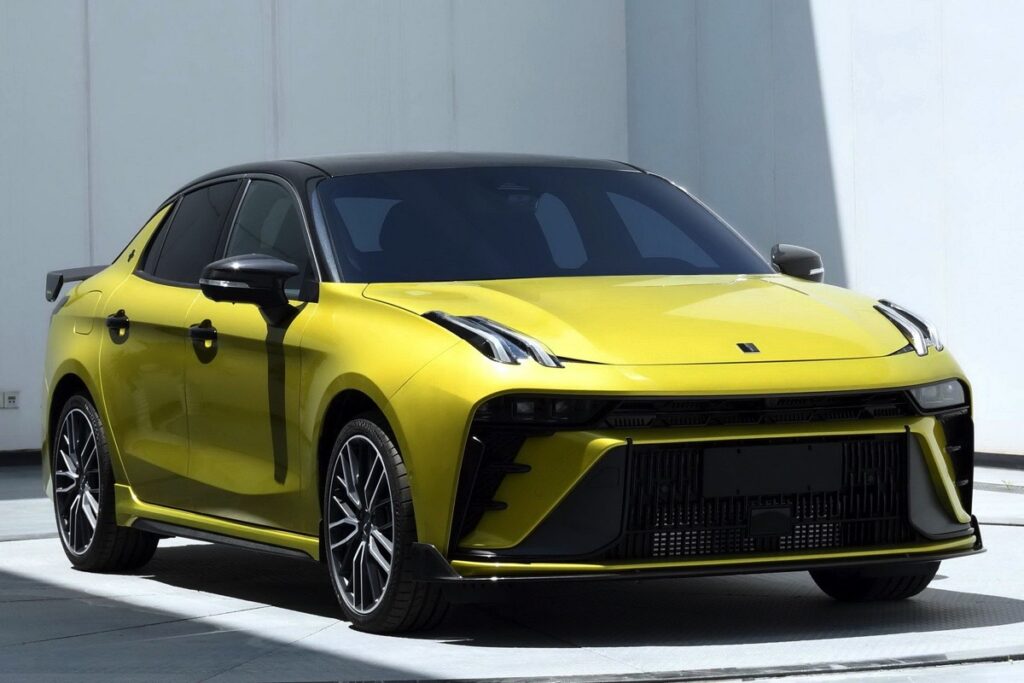 Lynk & Co 03 Facelift, voici les premières photos qui circulent sur le net