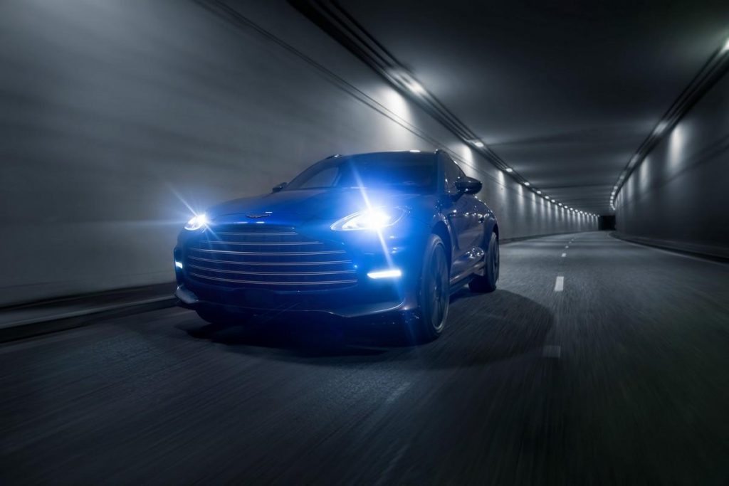 Aston Martin DBX707 : le SUV le plus rapide, le plus puissant et le plus maniable