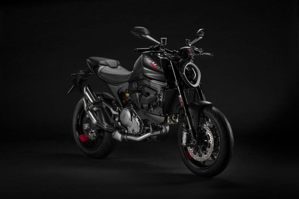 Ducati Monster 2021 : légère, compacte, essentielle et amusante