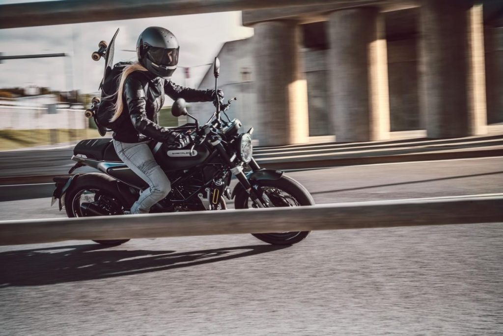Husqvarna Svartpilen 125 2021: photo, prix et caractéristiques