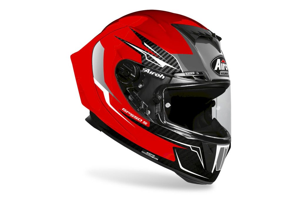 Idées cadeaux pour un motard : casques Airoh Aviator 3 ou GP 550 S