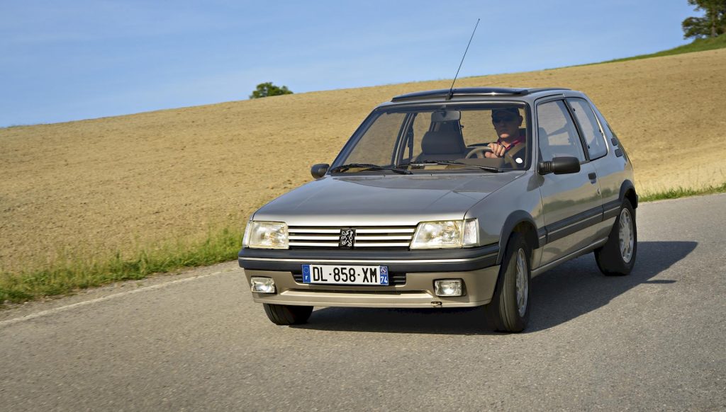 Peugeot 205 Gentry : la youngtimer anti-Clio Baccara